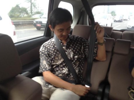 Cara Buka Safety Belt Tengah Avanza. Toyota: Avanza Satu-satunya Low MPV yang Punya Seat Belt 3 Poin di Semua Kursi