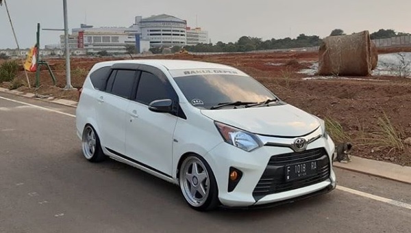 Pilih Sigra Atau Xenia Bekas. Ini Deretan Mobil Bekas yang Bisa Didapat Seharga Daihatsu Sigra 2019