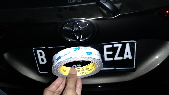 Cara Memasang Plat Nomor Mobil Avanza. Menghilangkan Suara Berisik Plat Nomor, “Ngabuburit” Berfaedah