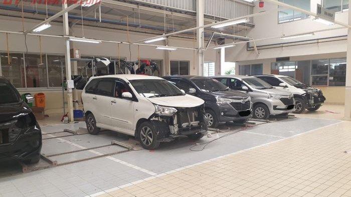 Biaya Cat Ulang Mobil Avanza Di Auto2000. Cat Ulang Toyota Avanza Kesayangan di Bengkel Auto2000 Wajib Rogoh Rp 10 Jutaan