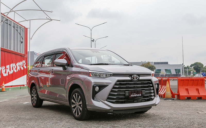 Avanza Terbaru Gardan Depan Atau Belakang. Toyota Ungkap Alasan Avanza dan Veloz Pakai Penggerak Roda Depan