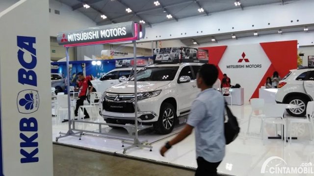 Kredit Mobil Avanza Bekas Bca Finance. Syarat dan Simulasi Kredit Mobil BCA, Makin Cepat dan Praktis!