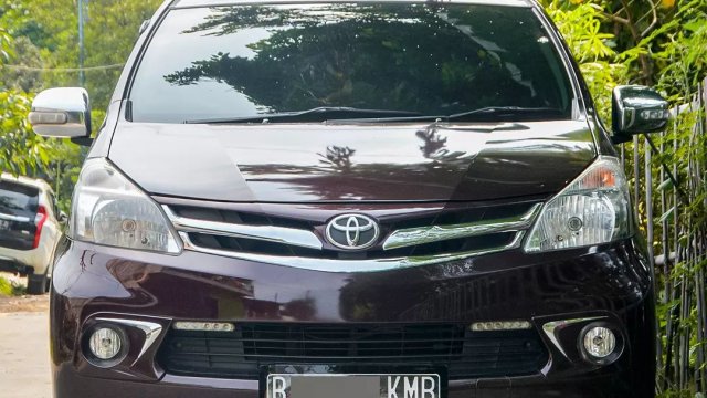 Over Kredit Mobil Bekas Avanza 2012. Jual beli Toyota Avanza 2012 bekas murah di Indonesia