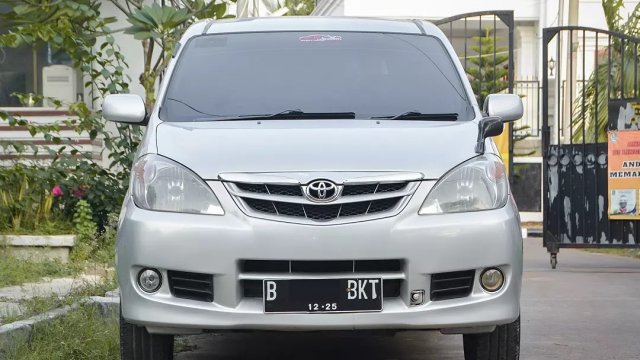 Kelebihan Dan Kekurangan Toyota Avanza 2010. Jual beli Toyota Avanza 2010 bekas murah di Indonesia