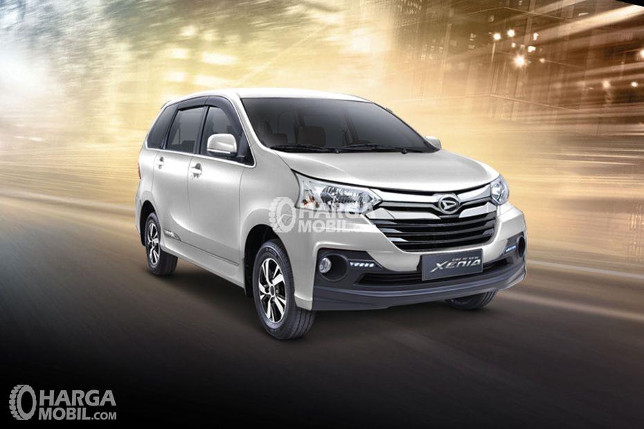 Kelebihan Dan Kekurangan Great New Xenia R Sporty. Review Daihatsu Xenia R Sporty 2016, Spesifikasi Dan Harga Lengkap