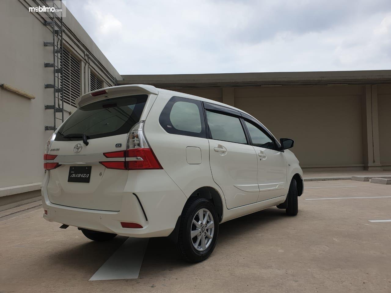 Kelebihan Dan Kekurangan Avanza 1.3 G M/t. Review New Toyota Avanza 1.3 G A/T 2019