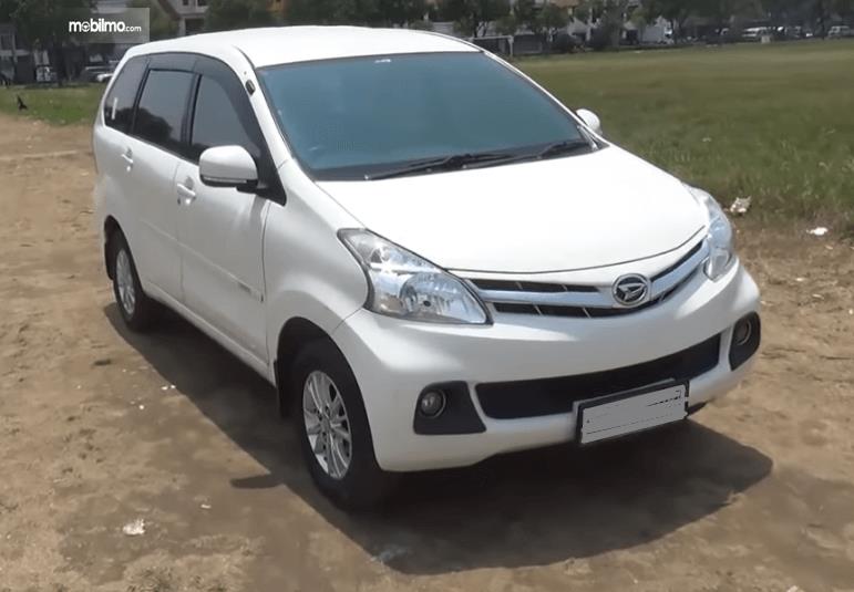 Kelebihan Dan Kekurangan All New Xenia 2014. Spesifikasi Mobil Daihatsu Xenia R Deluxe 2014 : MPV Nyaman Untuk Jadi Kendaraan Keluarga