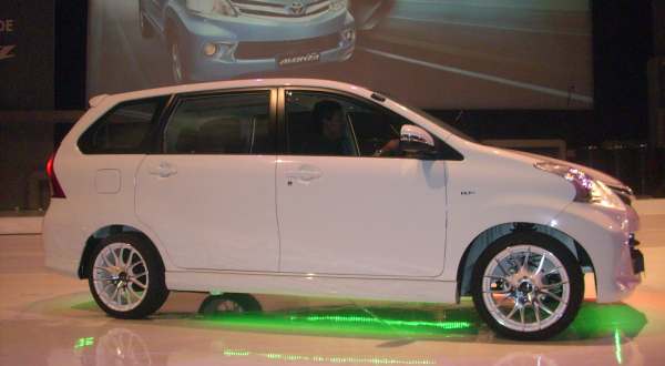 Modifikasi Suspensi All New Avanza. Pengecekan di Suspensi Depan All New Avanza : Okezone Otomotif