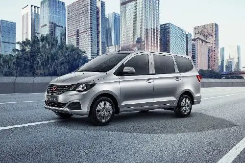 Daihatsu Xenia Vs Wuling Confero. Daihatsu Grand Xenia vs Wuling Confero