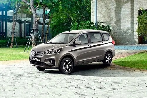 Xenia Vs Avanza Vs Ertiga. Daihatsu Grand Xenia vs Suzuki Ertiga