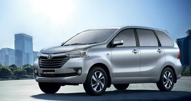 Perbedaan Avanza Generasi Pertama Dan Kedua. Toyota Avanza Dari Masa Ke Masa