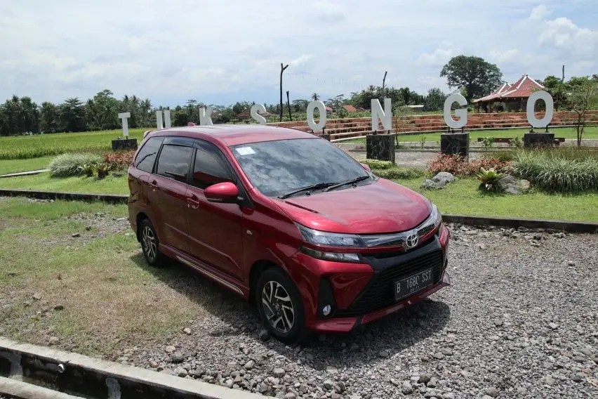 Pilih Mobil Bekas Avanza Atau Mobilio. 5 Alasan Pilih Toyota Avanza Ketimbang Honda Mobilio Baru