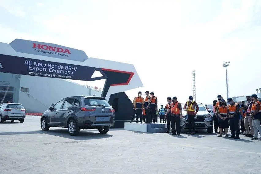 Honda Brv Vs Toyota Avanza Malaysia. All New Honda BR-V Buatan Indonesia Dikapalkan ke 30 Negara