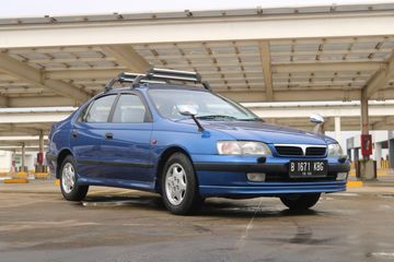 Modifikasi Toyota Avanza Warna Biru. Toyota Corona Absolute Pingin Banget Dandan Mirip Toyota Carina E