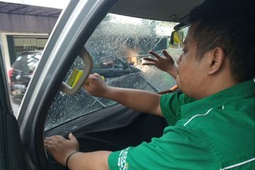 Biaya Pasang Kaca Film Mobil Xenia. Biaya Pasang Kaca Film di Mobil Bekas, Merek 3M Cuma Rp 1,3 Jutaan