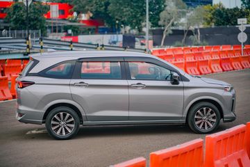 Modifikasi All New Avanza Hitam. Sepatu Baru Buat All New Avanza, Harga Rp 5 Jutaan Ukuran 16 Inci