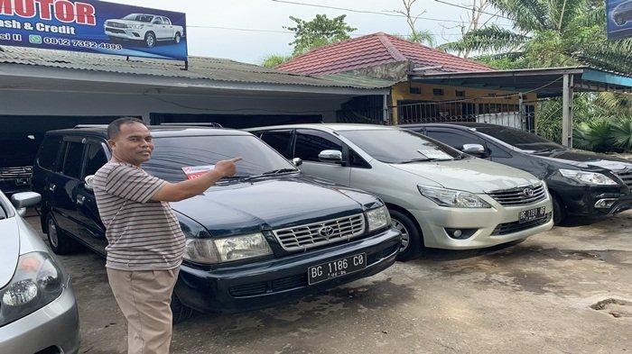 Jual Beli Mobil Bekas Avanza Palembang. Situasi Penjualan Mobil Bekas di Palembang Saat Solar Langka, Kadang Pembeli tak Peduli Soal BBM