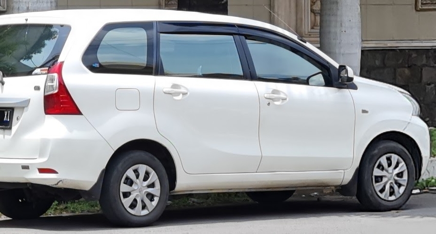 Cover Bawah Mesin Avanza Veloz. Cara Buka Tutup Bensin Avanza yang Baik dan Benar