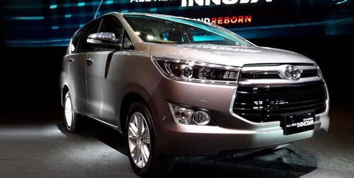 Perbandingan Konsumsi Bbm Avanza Dan Innova. Toyota Kijang Innova Diesel vs Bensin, Mana yang Paling Irit?